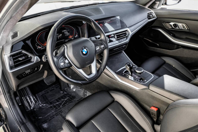 2022 BMW 3 Series 330i