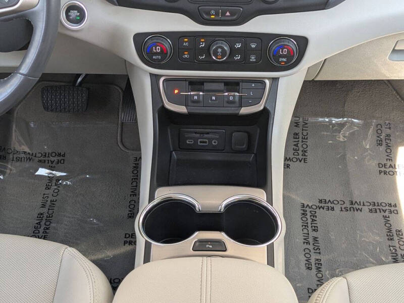 2022 GMC Terrain Denali