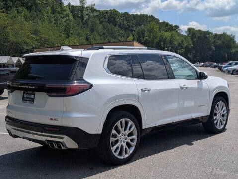 2025 GMC Acadia Denali