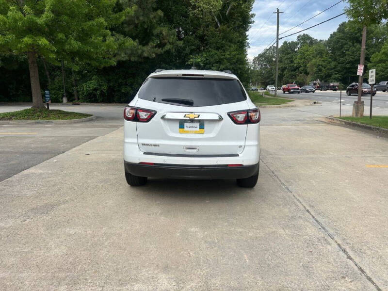 2017 Chevrolet Traverse LT