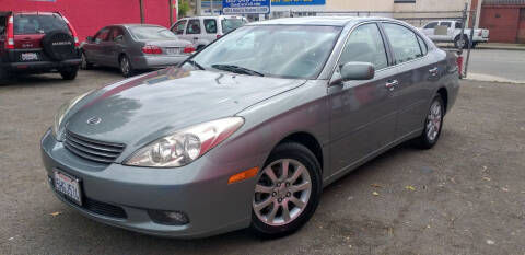 2004 Lexus ES 330 for sale at Clean Cars Cali in Pasadena CA