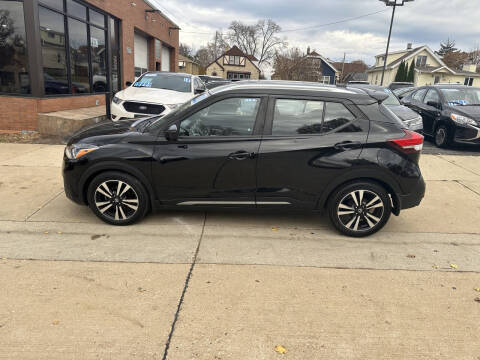 2020 Nissan Kicks SR
