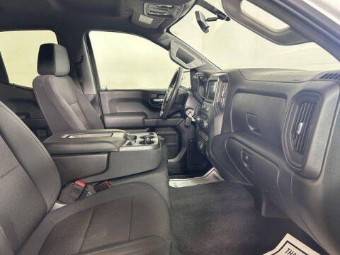 2020 Chevrolet Silverado 1500 Custom