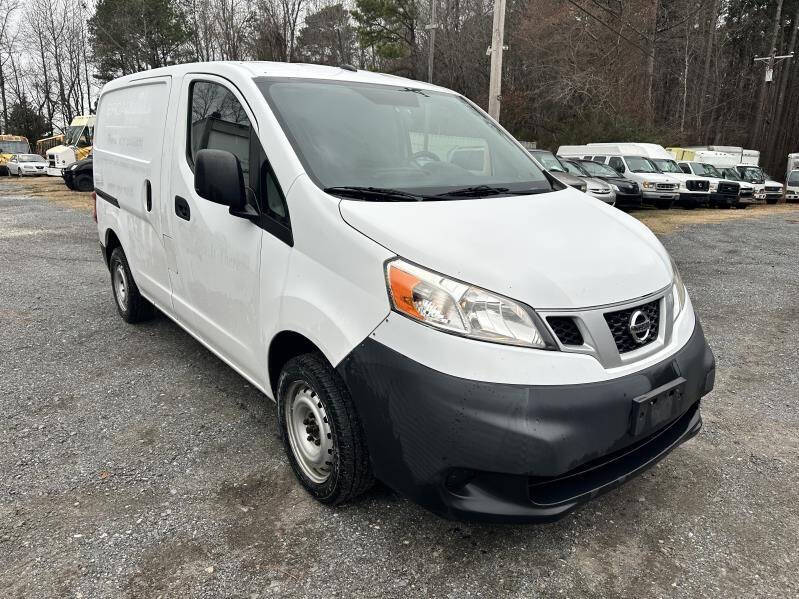 2015 Nissan NV200 SV photo 6