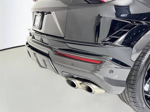 2023 Lamborghini Urus Performante