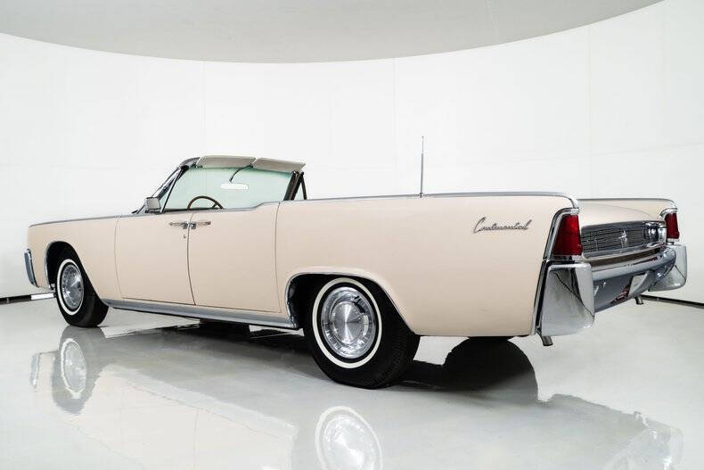 1962 Lincoln Continental