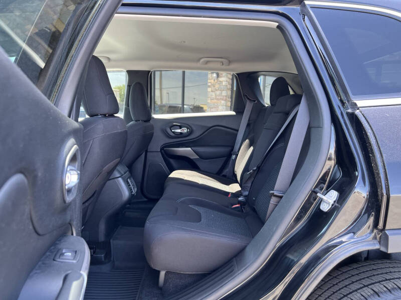 2019 Jeep Cherokee Latitude