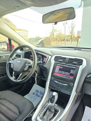 2013 Ford Fusion SE