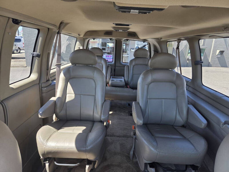 2001 GMC Savana G1500 SLT