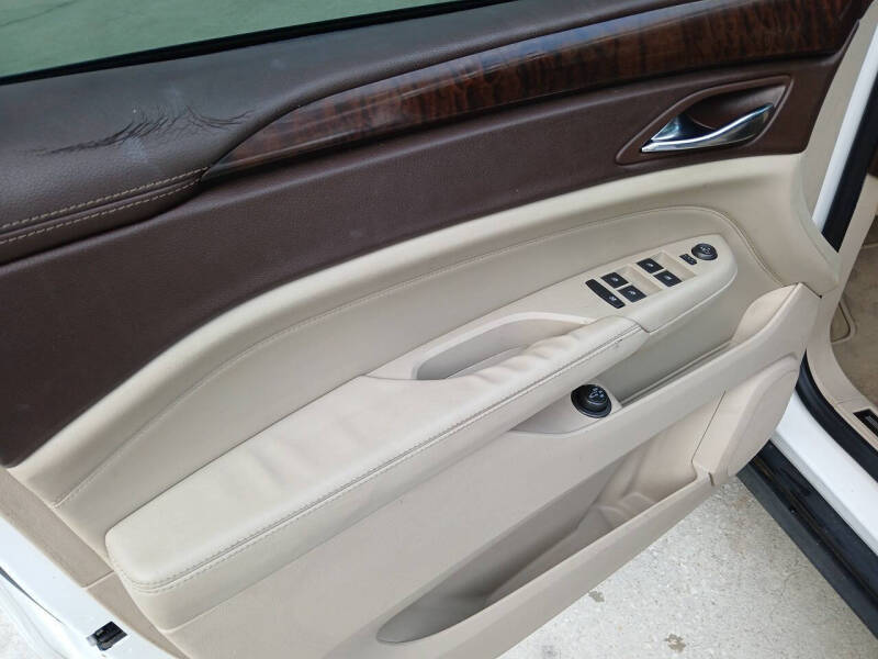 2011 Cadillac SRX Performance Collection