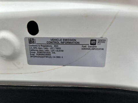 2023 GMC Acadia Denali