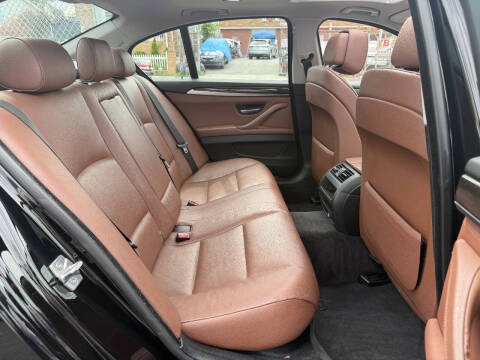 2012 BMW 5 Series 528i