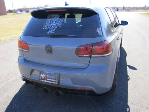 2013 Volkswagen Golf R 4Motion