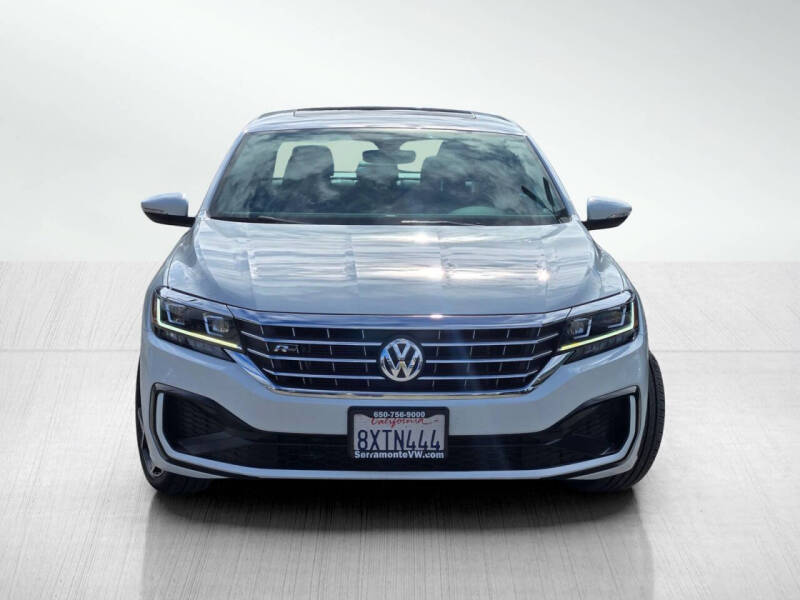 2021 Volkswagen Passat R-Line