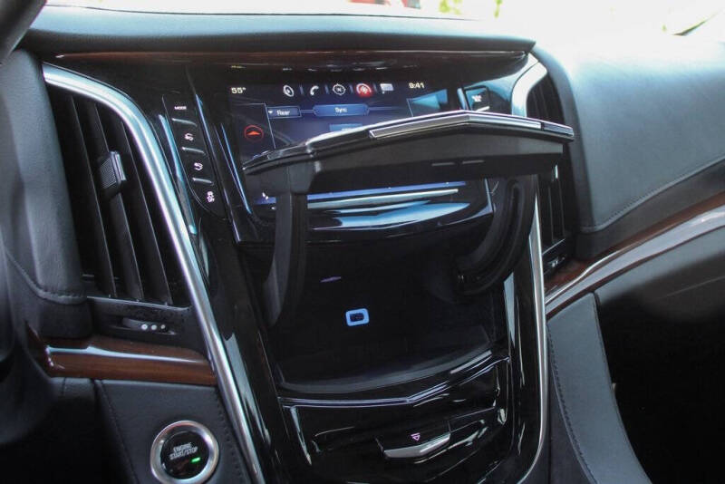 2020 Cadillac Escalade ESV Luxury