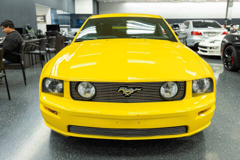 2005 Ford Mustang GT Premium