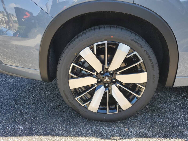 2026 Mitsubishi Outlander SEL