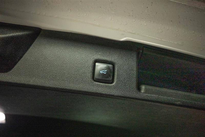 2020 Ford Escape Hybrid SE Sport