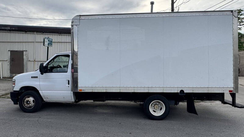 2021 Ford E-Series