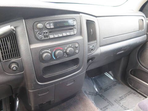 2004 Dodge Ram 1500 SLT