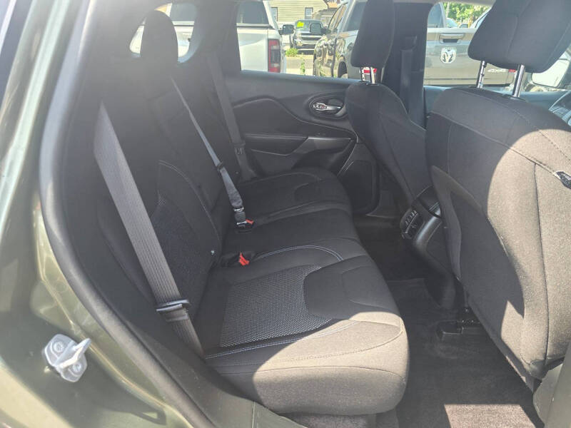 2019 Jeep Cherokee Latitude