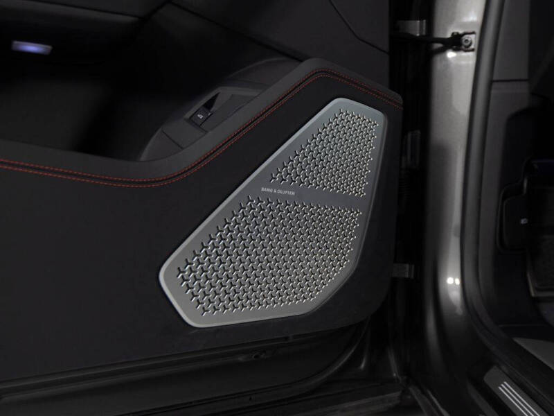 2024 Lamborghini Urus S