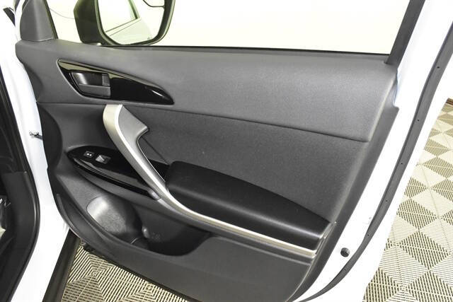 2024 Mitsubishi Eclipse Cross LE