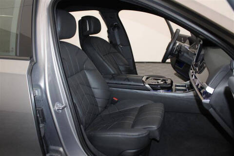 2024 BMW 7 Series 740i