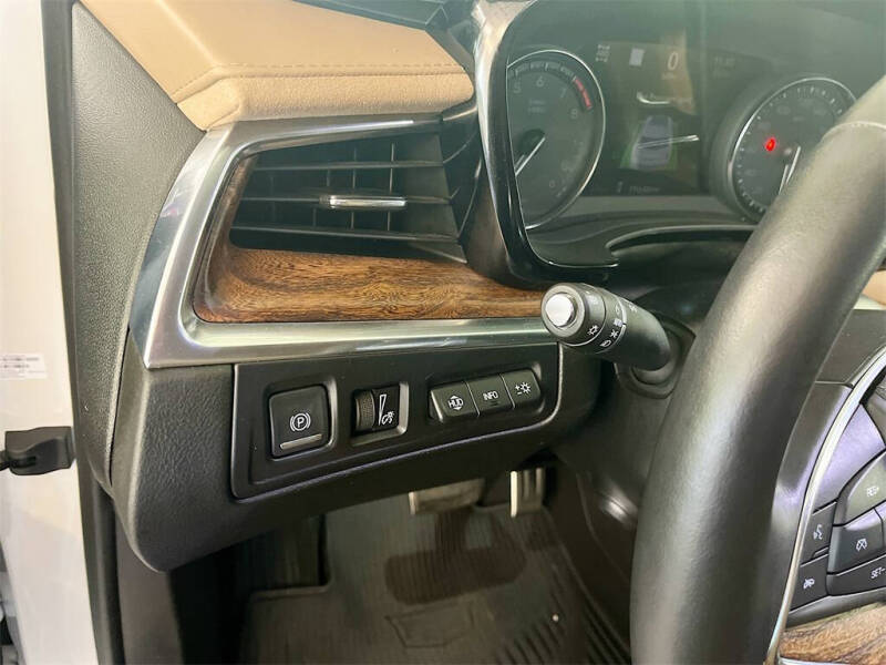 2021 Cadillac XT5 Sport