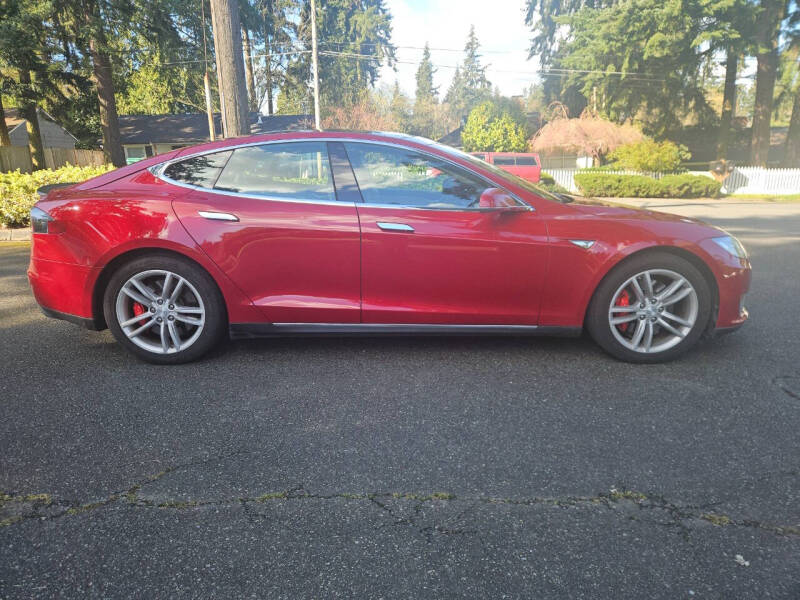2014 Tesla Model S P85