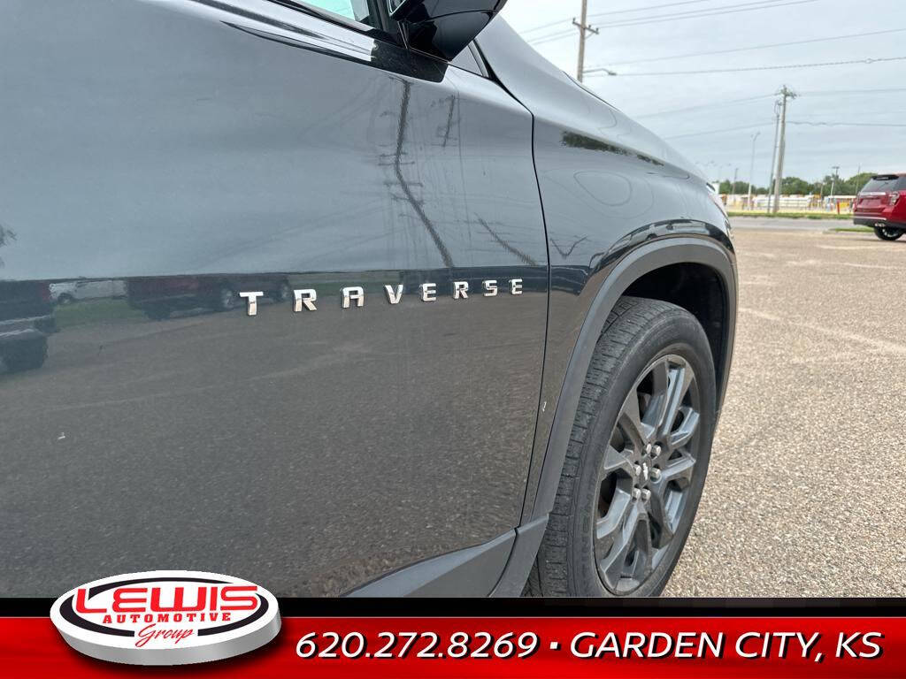 2020 Chevrolet Traverse for sale at Lewis Chevrolet of Garden City in Garden City, KS