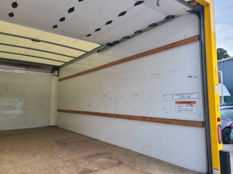 2022 GMC Savana 3500