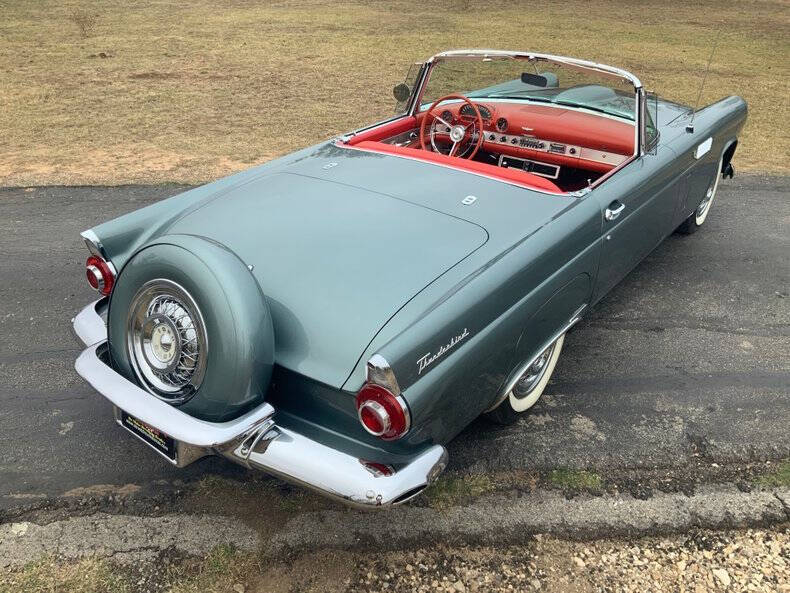 1956 Ford Thunderbird