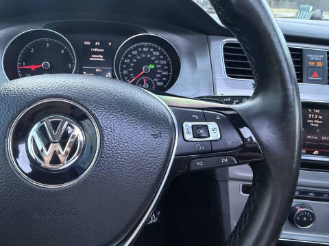 2015 Volkswagen Golf SportWagen TDI SE