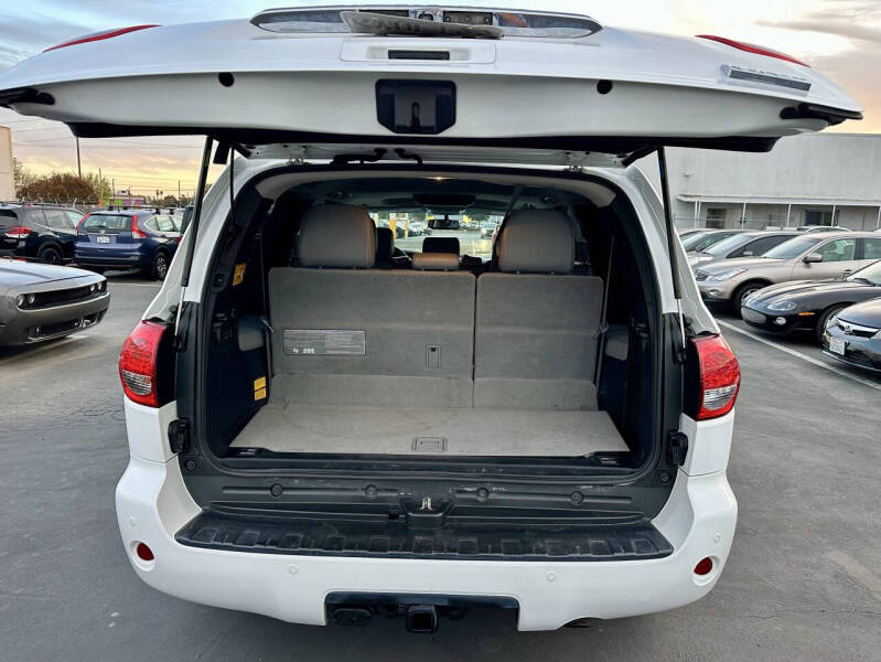 2012 Toyota Sequoia Limited