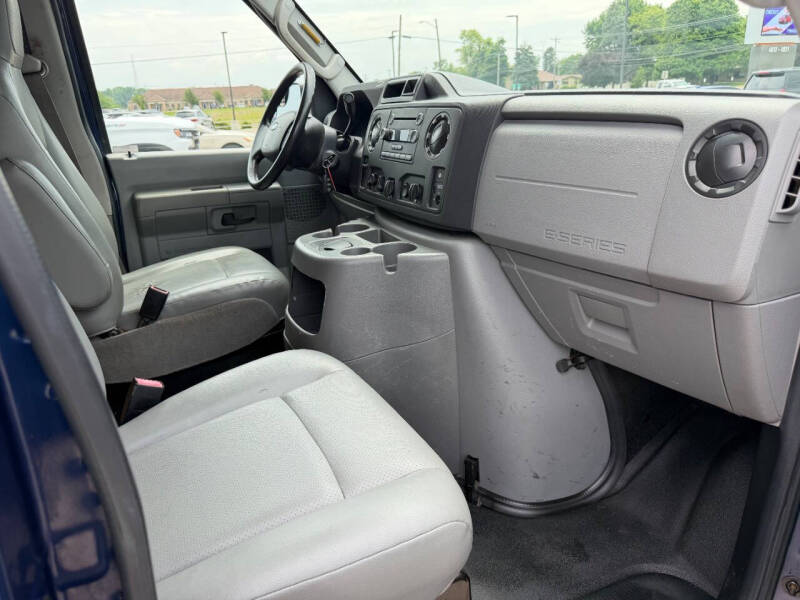 2014 Ford E-Series E-250