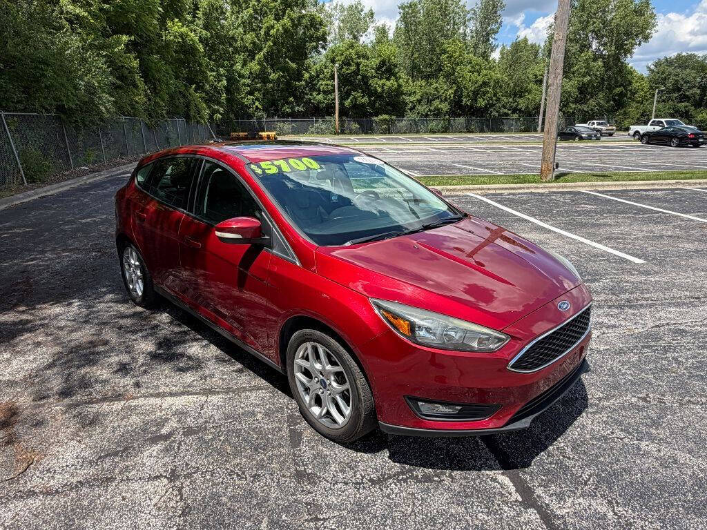  2015 Ford Focus SE Hatchback   