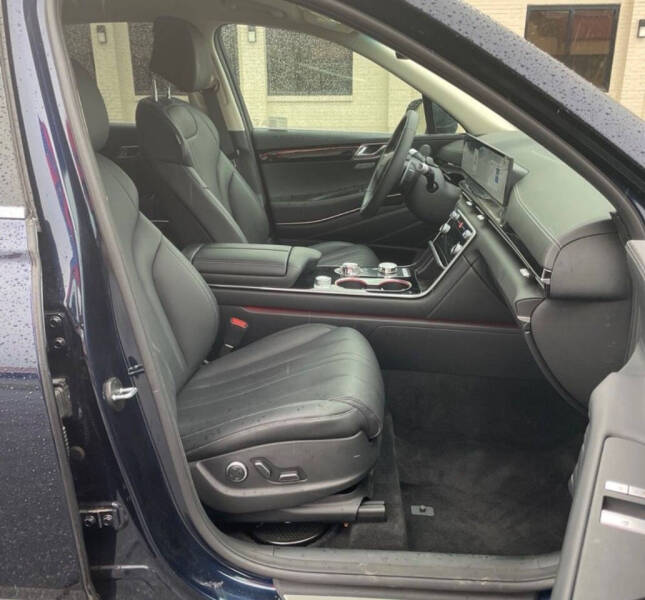 2025 Genesis GV80 2.5T Standard