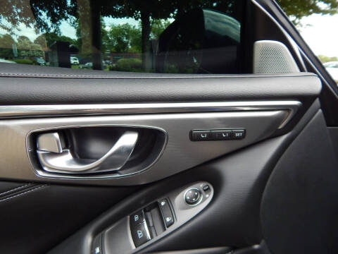 2018 Infiniti Q60 3.0T Luxe