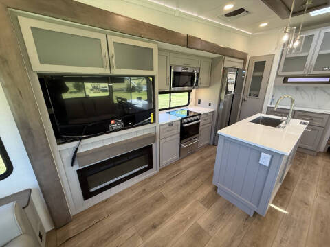 2026 Alliance RV Avenue