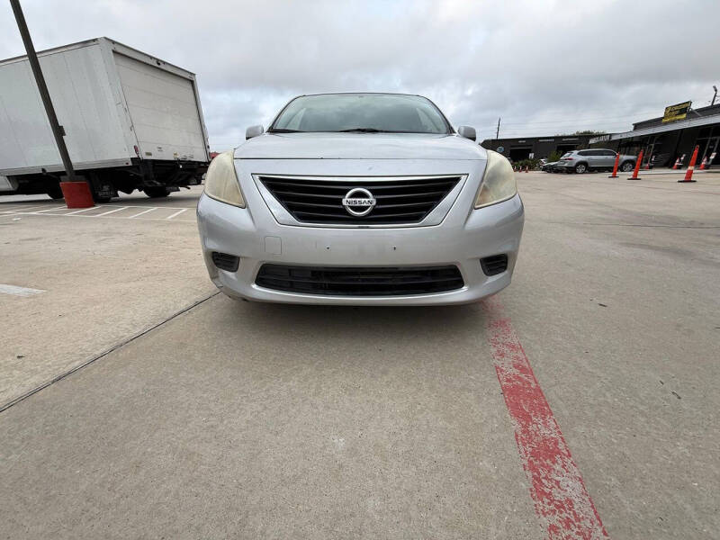 2014 Nissan Versa 1.6 S