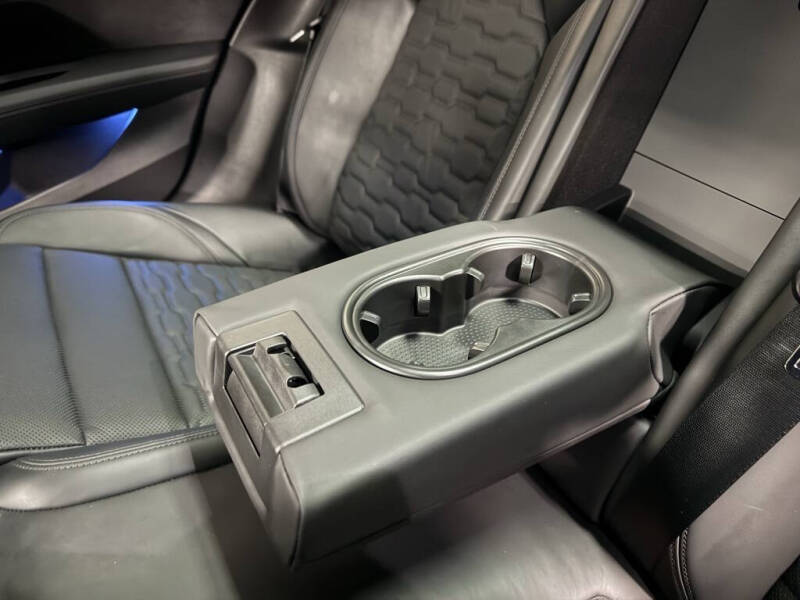 2022 Audi e-tron GT quattro Prestige