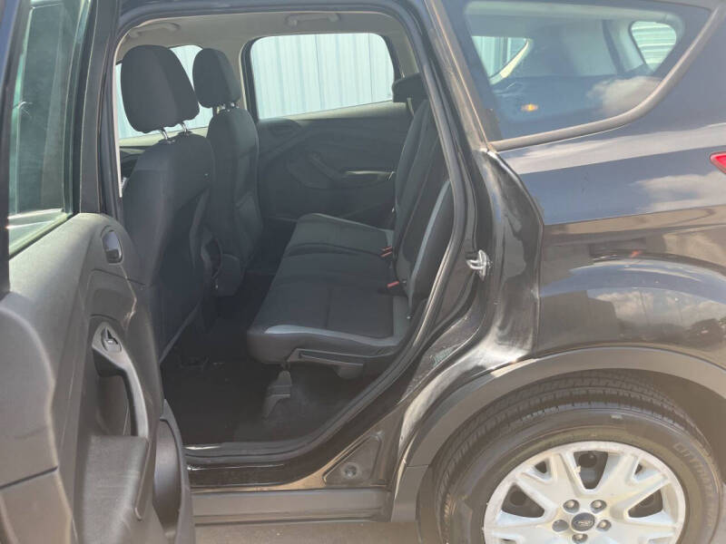 2016 Ford Escape S