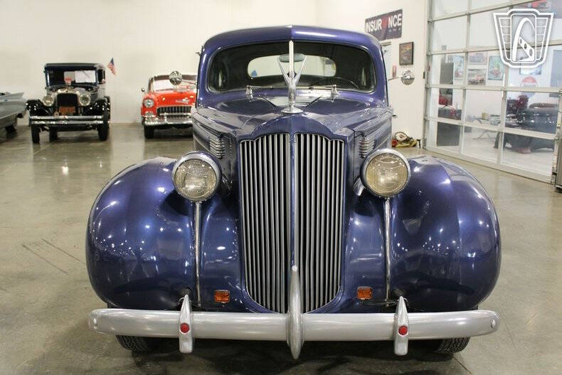 1939 Packard Six