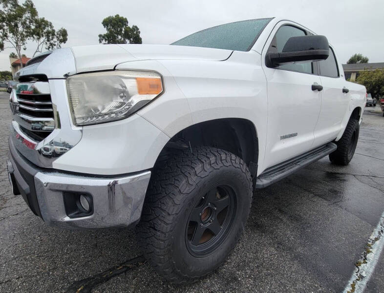 2017 Toyota Tundra SR5