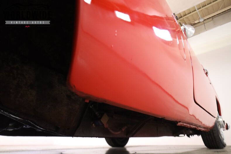 1957 Ford Thunderbird