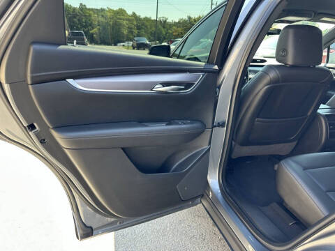 2021 Cadillac XT5 Luxury