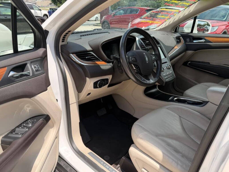 2017 Lincoln MKC Select