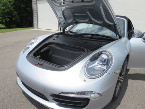 2015 Porsche 911 Carrera 4S