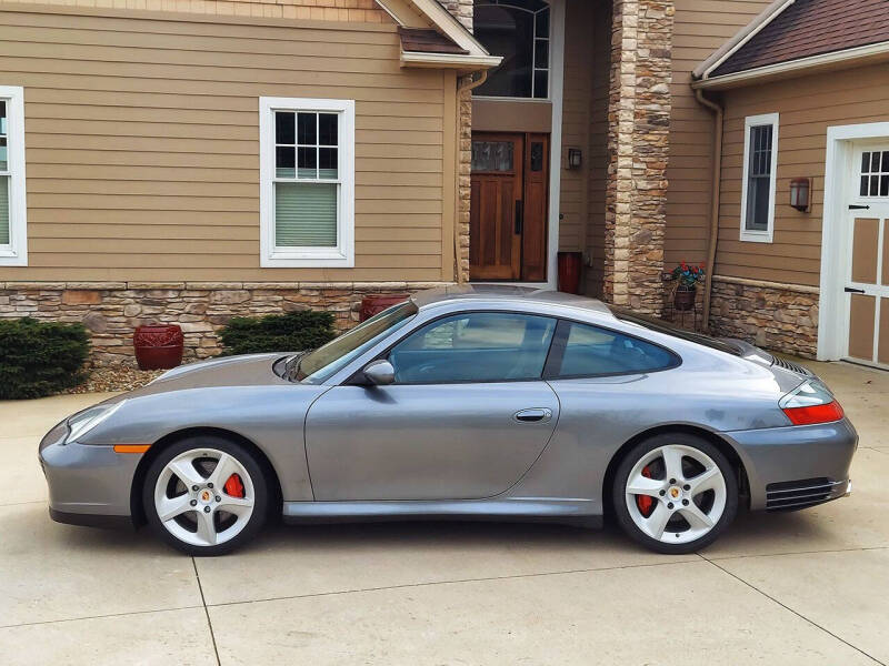 2004 Porsche 911 Carrera 4S